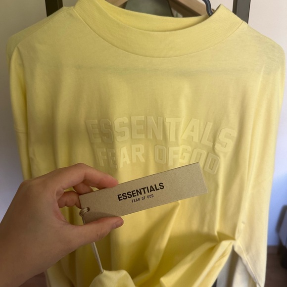 Fear OF GOD Essentials Long Sleeve shirt size S(14-16) in EUC - Picture 5 of 8